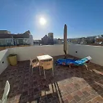 St Julians Penthouse 3 Minutes Walk From Seafront * 斯利马