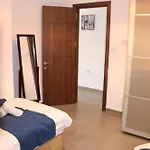 St Julians Penthouse 3 Minutes Walk From Seafront *