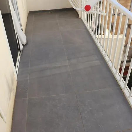 St Julians Penthouse 3 Minutes Walk From Seafront