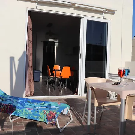 Apartmán St Julians Penthouse 3 Minutes Walk From Seafront Sliema
