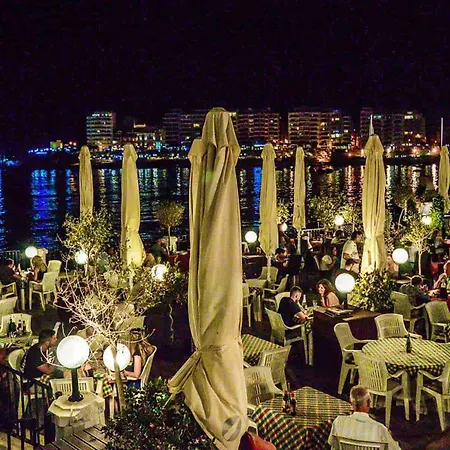 St Julians Penthouse 3 Minutes Walk From Seafront * Sliema