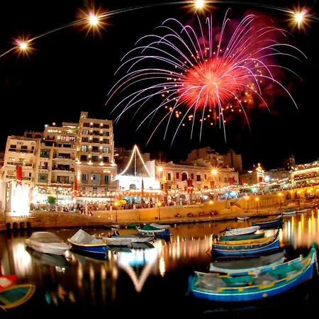 St Julians Penthouse 3 Minutes Walk From Seafront Apartamento Sliema