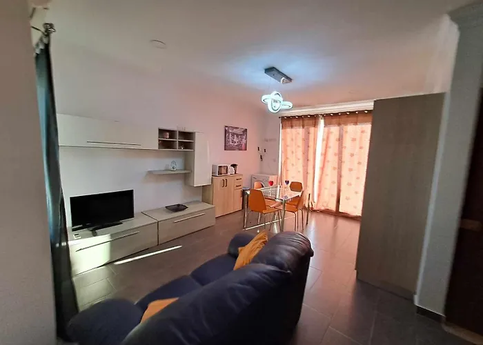 Apartment St Julians Penthouse 3 Minutes Walk From Seafront *