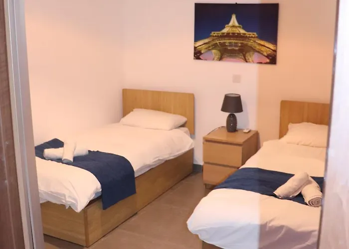 Apartament St Julians Penthouse 3 Minutes Walk From Seafront