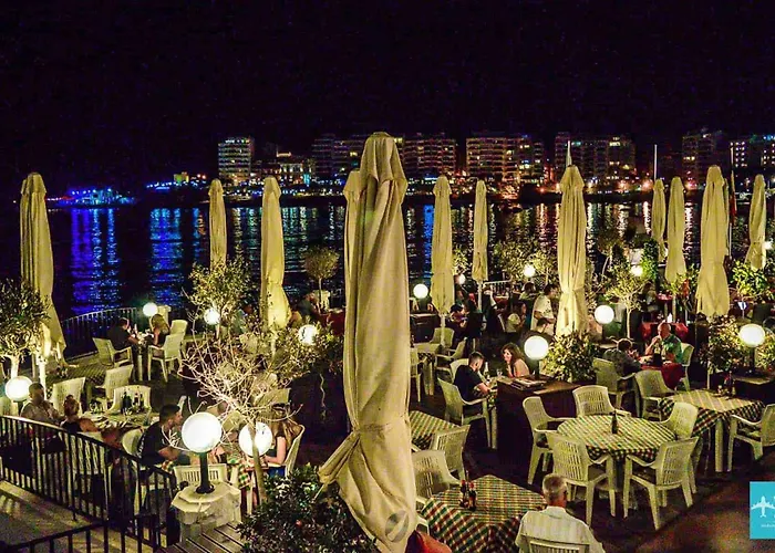 St Julians Penthouse 3 Minutes Walk From Seafront * Sliema